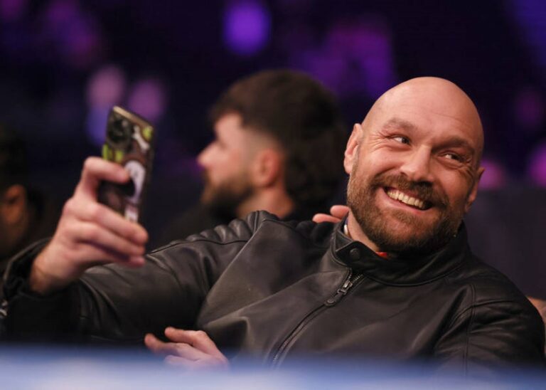 Новини спорту - Менеджер Ф'юрі поділився планами Тайсона на майбутнє