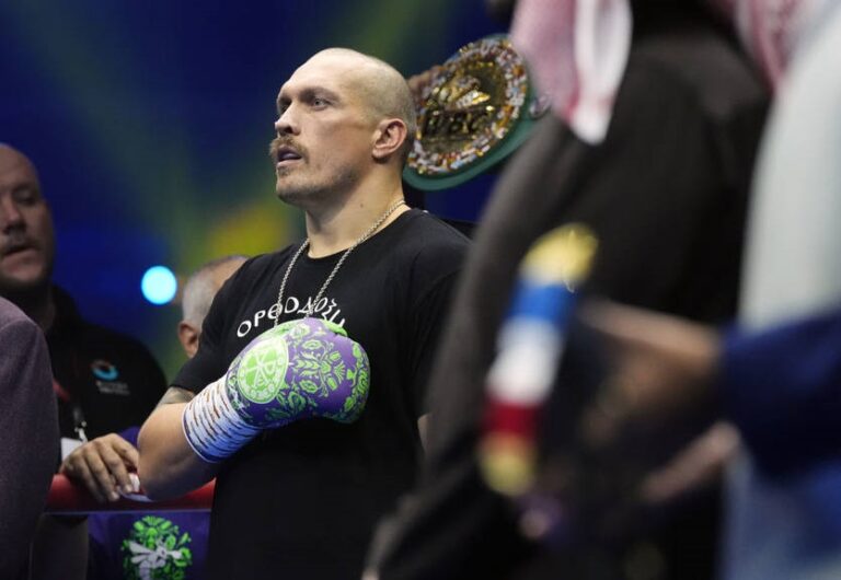 Новини спорту - В Італії Усик неочікувано зустрів Паркера: чи буде бій?