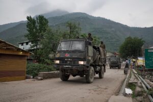 Новини світу - Індія заявила про повітряну атаку Пакистану