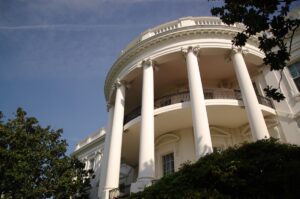 Новини світу - Каліфорнія подала до суду на адміністрацію Трампа через блокування коштів