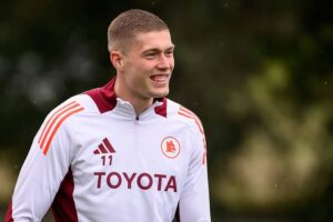 Новини спорту - Колега Довбика у збірній розповів про його проблеми у Ромі