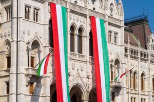 Новини світу - Опозиція в Угорщині випереджає партію Орбана на 7% - опитування