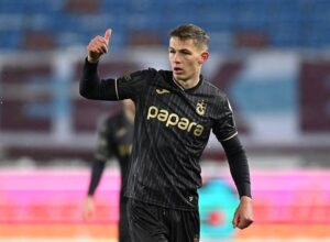 Новини спорту - Сікан зрівняв рахунок у матчі турецького чемпіонату після автоголу Батагова