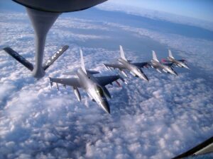 Новини світу - У США схвалили новий пакет допомоги Україні для обслуговування F-16