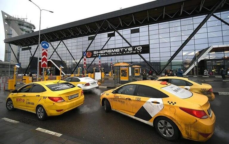 Новини світу - В Москві викрито масштабну схему видурювання грошей у "ветеранів"