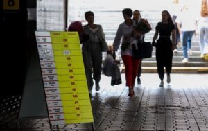 Новини бізнесу - В Україні зросли офіційні курси долара і євро