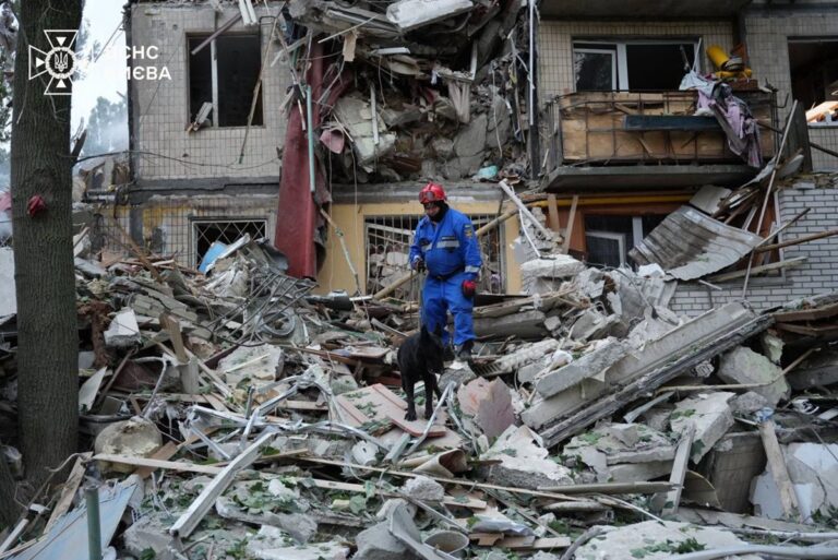 Новини Києва - Росіяни атакували Київ реактивними шахедами - глава МВС