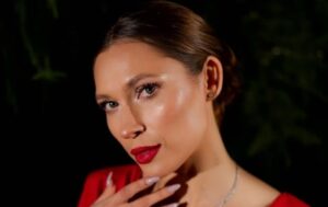 Новини культури - Акторка Олена Світлицька зізналася, що схудла завдяки ін’єкціям