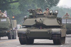 Новини світу - Солдат США передавав РФ інформацію про танки в обмін на громадянство