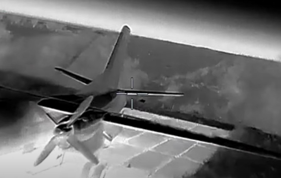 Новини України - Бійці ГУР спалили два літаки Ан-26 в Криму