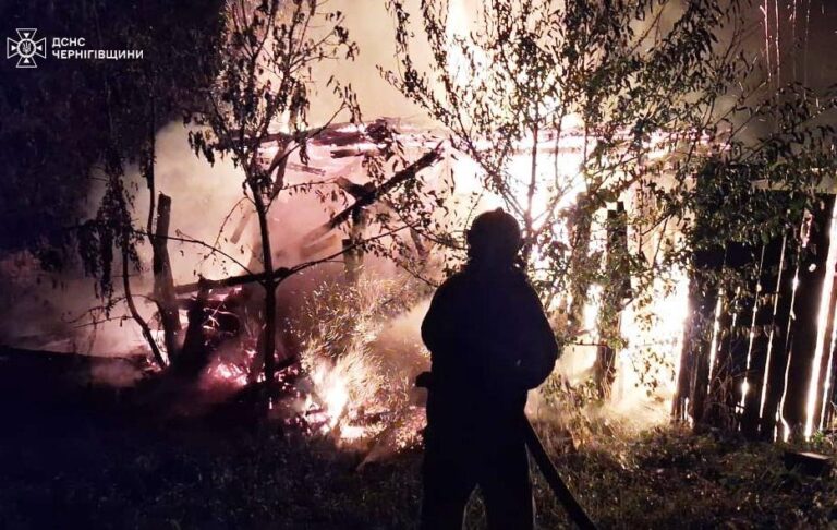 Новини України - На Чернігівщині внаслідок атак РФ загинула жінка, поранено медиків