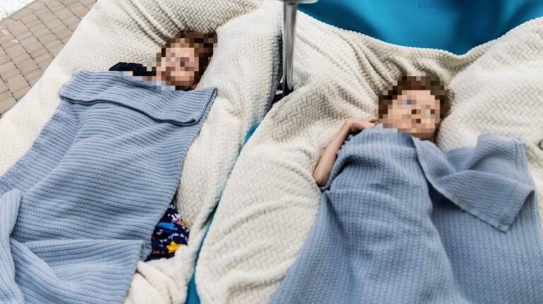 Новини України - На Донеччині 10-річний хлопчик понад рік сам доглядав за братами-інвалідами