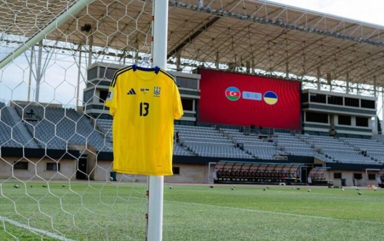 Новини спорту - Стало відомо, в яких комплектах форми зіграють Азербайджан та Україна