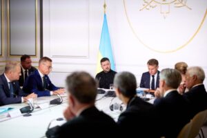 Новини світу - Трамп критикує Європу за купівлю нафти РФ - Зеленський