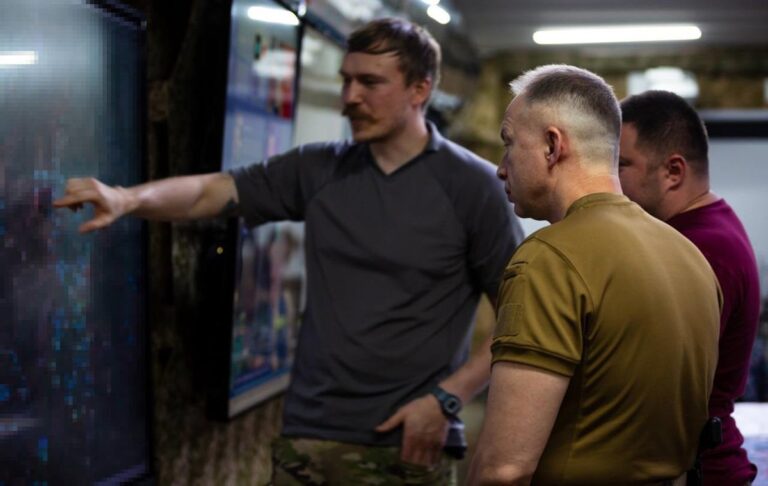 Новини України - ЗСУ відновлюють контроль на Донеччині - Сирський