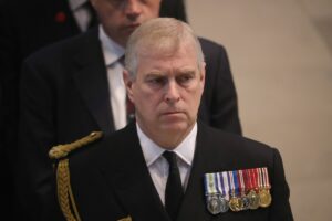 Новини світу - Брат короля Британії відмовився від королівського титулу через скандал