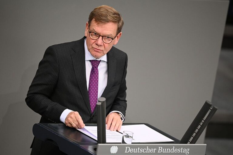 Новини світу - Глава МЗС Німеччини скасував візит до Китаю