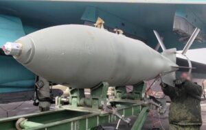 Новини України - КАБи вдарили по автобазі в Харкові, є поранені