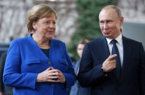 Новини світу - Меркель значно вплинула на вторгнення Росії - ЗМІ