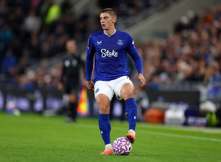 Новини спорту - Миколенко став одним із найгірших гравців Евертона в матчі проти Тоттенгема