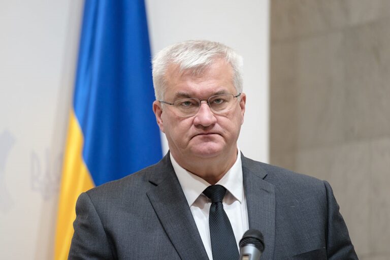 Новини України - Не має бути жодних табу у допомозі Україні зброєю - Сибіга