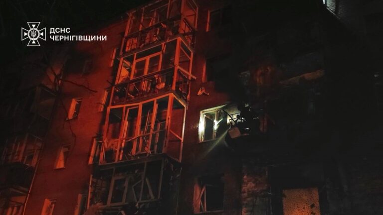 Новини України - Нічний обстріл Ніжина: у ДСНС показали наслідки