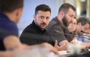 Новини України - Президент припустив "поганий сценарій" в Будапешті