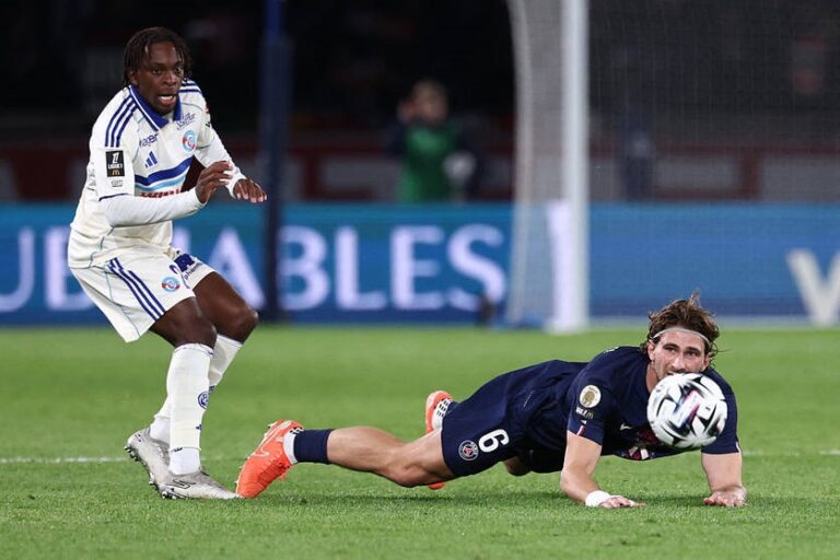 Новини спорту - ПСЖ із Забарним зіграв унічию зі Страсбуром у надрезультативному матчі