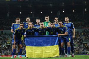 Новини спорту - Ребров не зміг уключити Зінченка до заявки, але його порадував Маліновський