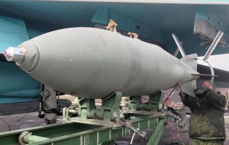 Новини України - Росія створила КАБи з рекордною дальністю - ГУР