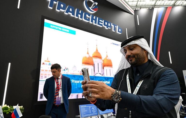 Новини бізнесу - Росія збільшила поставки нафти до максимуму за 2,5 років