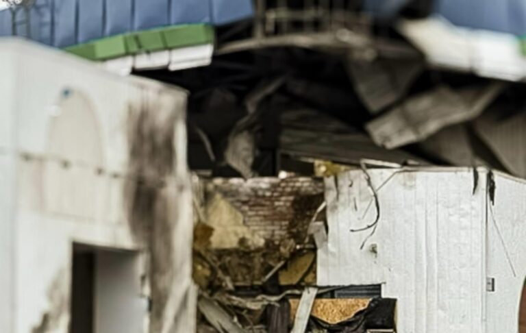 Новини України - Росіяни атакували дроном АЗС у Сумах, є поранені