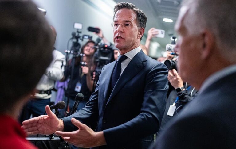 Новини політики - Рютте підтримав ідею Трампа щодо України