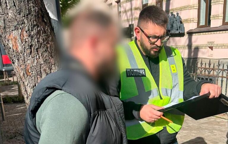 Новини України - У Харкові викрали чоловіка: його тримали у підвалі й відібрали $97 тисяч