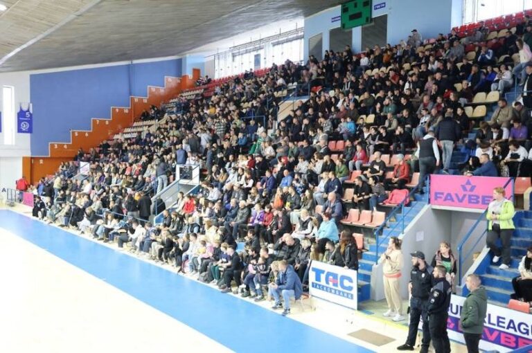 Новини спорту - У Миколаєві вперше за час війни дивилися баскетбол