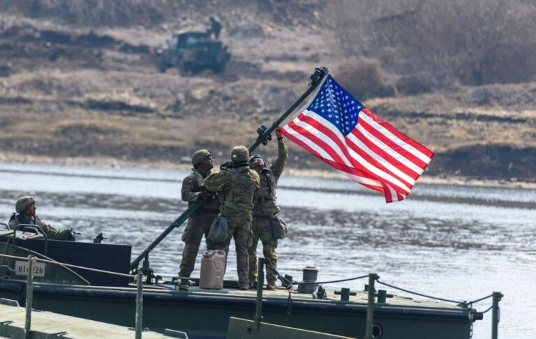 Новини світу - У США пояснили скорочення військ у Європі