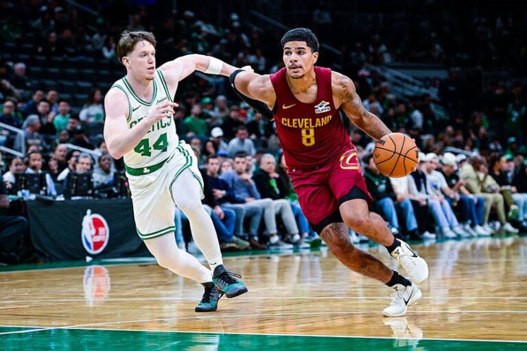 Новини спорту - Українець Шульга оформив дебютні асисти у НБА