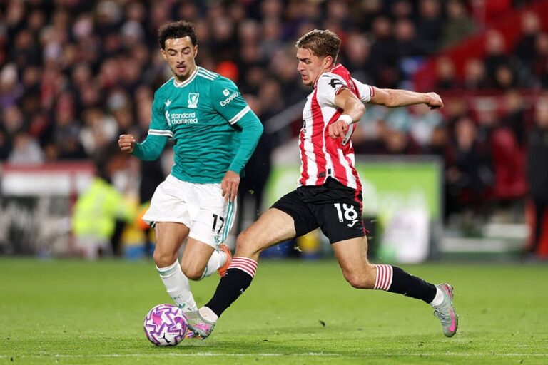 Новини спорту - Ярмолюк залишив поле травмований: Брентфорд догравав матч без українця