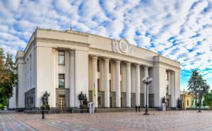 Новини України - Звільнені з полону військові отримуватимуть 50 тис. грн на місяць