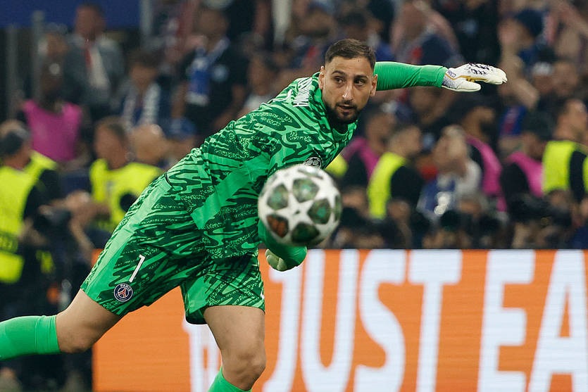 Новини спорту - ФІФА назве кращого воротаря з восьми