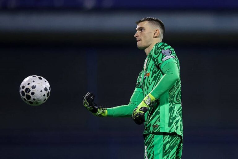 Новини спорту - Конкурент Крапивцова за місце в складі планує залишити Жирону