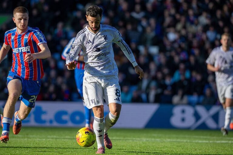 Новини спорту - Манчестер Юнайтед перервав безпрограшну домашню серію Кристал Пелас