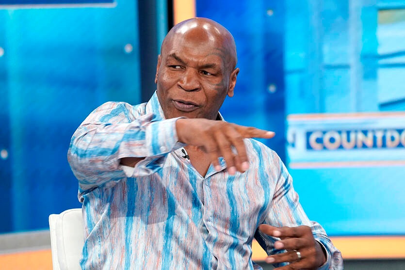 Новини спорту - Майк Тайсон проектує успіхи Усика на свої часи і зауважує відмінності