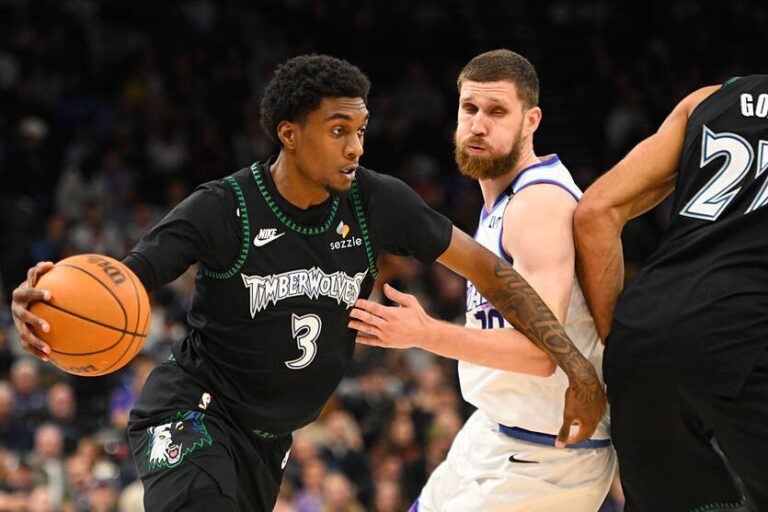 Новини спорту - Михайлюк не зміг врятувати Юту від поразки