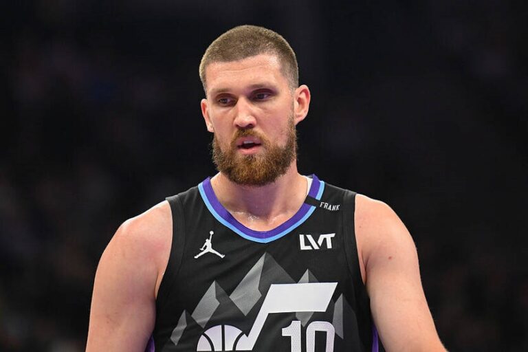 Новини спорту - Провал Юти в НБА: Михайлюк не зміг запобігти розгрому