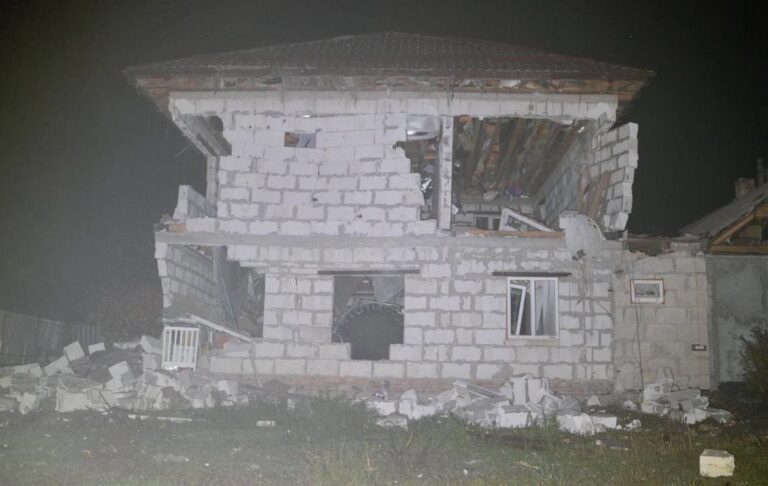 Новини України - Росіяни атакували житловий сектор у Запоріжжі