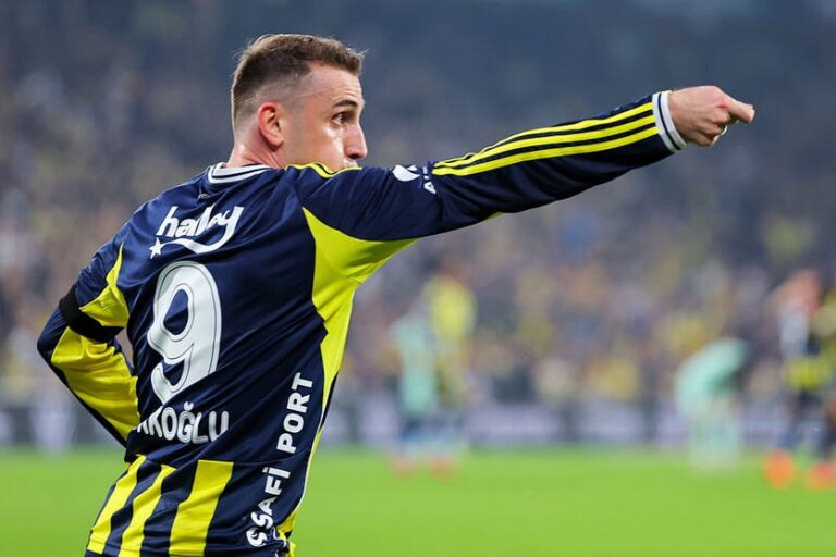 Новини спорту - Сліпе наслідування турецьким футболістом Гаррі Поттера привело до позову