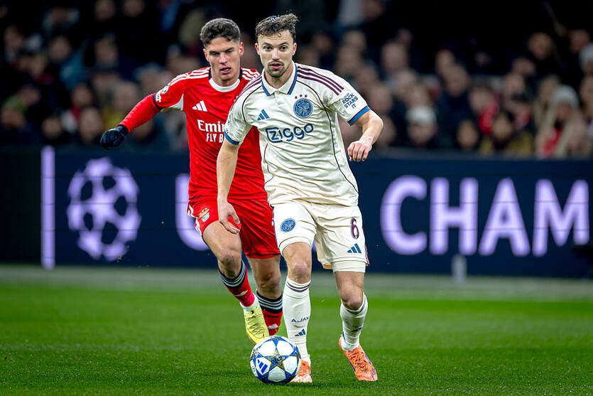 Новини спорту - Трубін і Судаков зробили внесок у перемогу Бенфіки над Аяксом