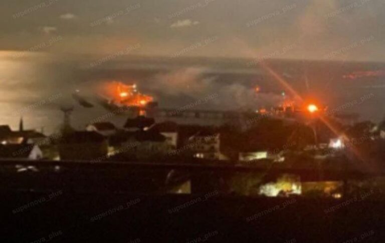 Новини світу - У РФ визнали влучання у порт і танкер в Туапсе