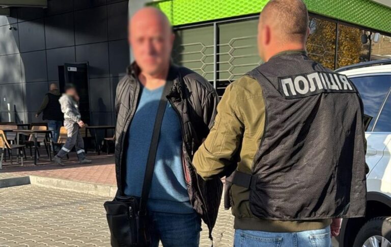 Новини України - В Одесі затримали чоловіка, який пропонував ухилянту працевлаштувати до СБУ